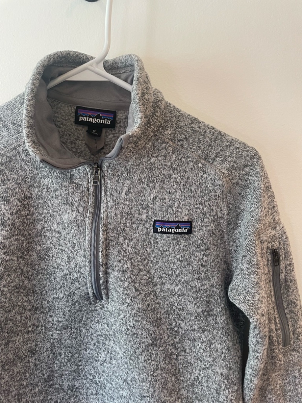 Patagonia women's better sweater 1/4 zip fleece in Birch White size M